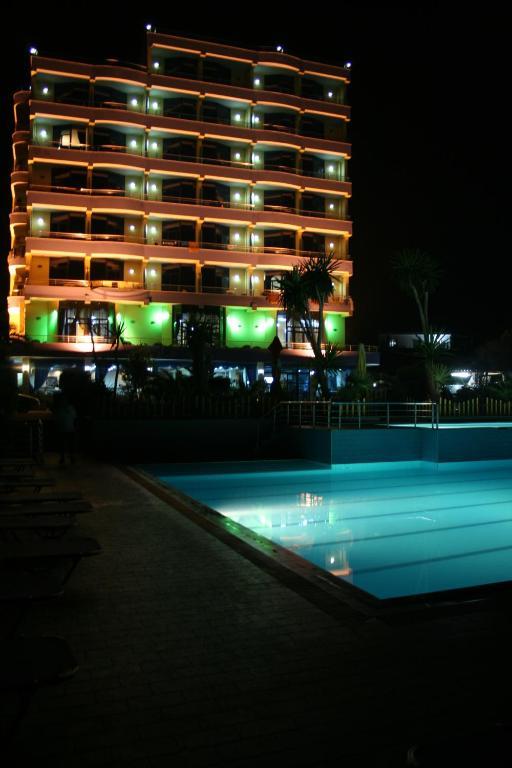Hotel Bahamas Sarande Exterior photo